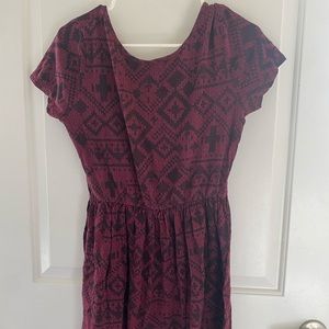 Topshop US size 8 maroon and black cross dress with open V back -above the knee